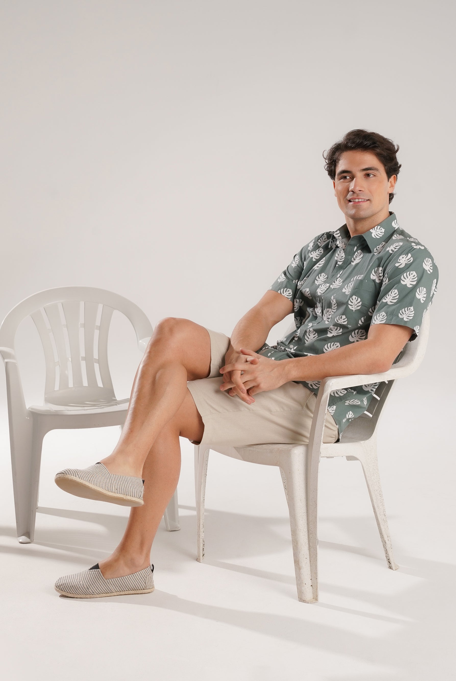 GREEN SHIRT SHORT SLEEVE REGULAR FIT MR. BLUE