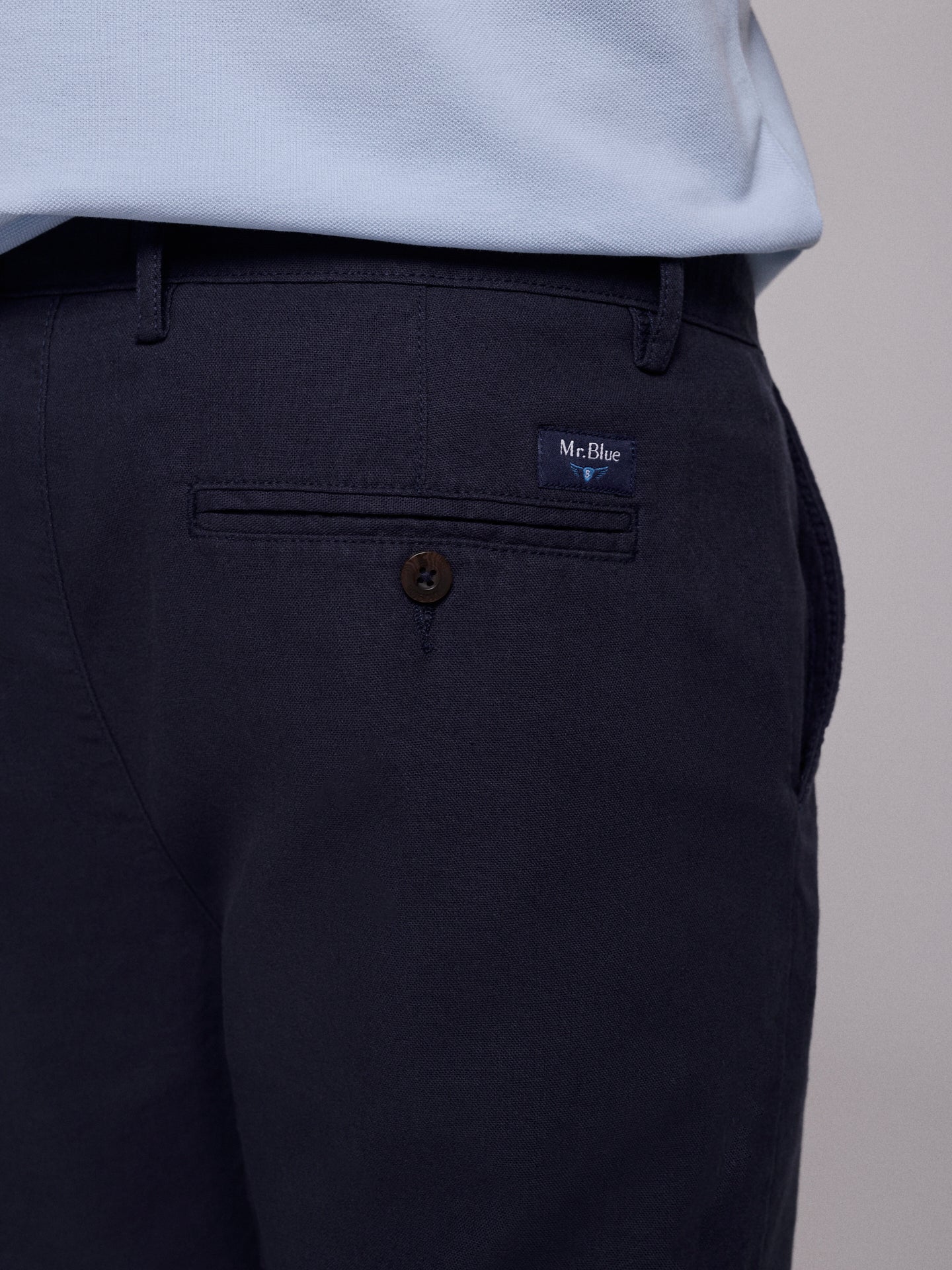 BLUE LINEN BERMUDA REGULAR FIT MR. BLUE