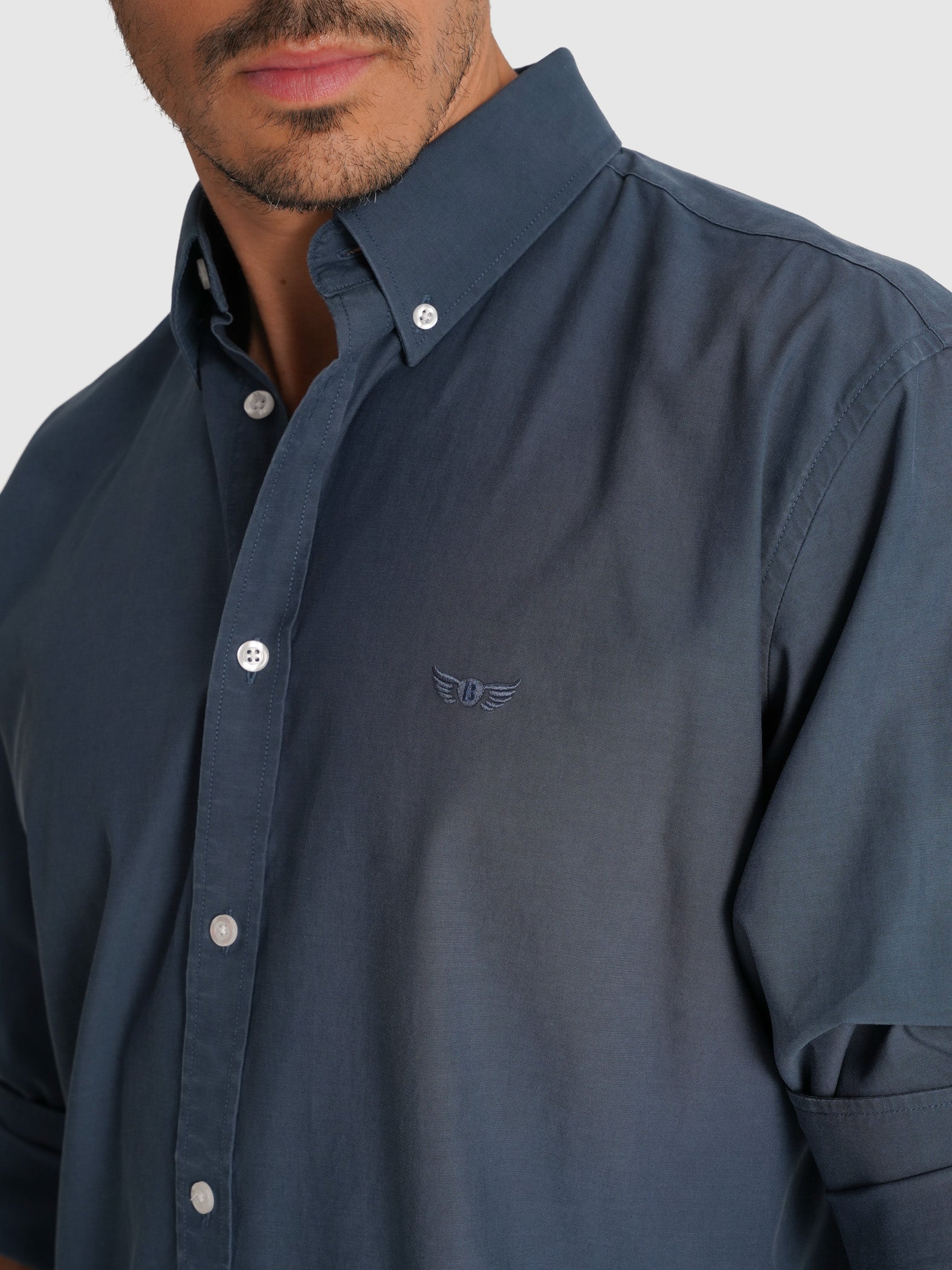 TENCEL BLUE LONG SLEEVE REGULAR FIT MR SHIRT. BLUE