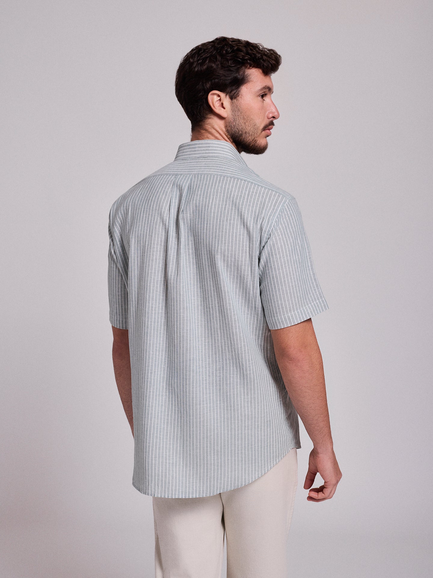 Camisa Linho Verde Manga Curta Regular Fit Mr. Blue