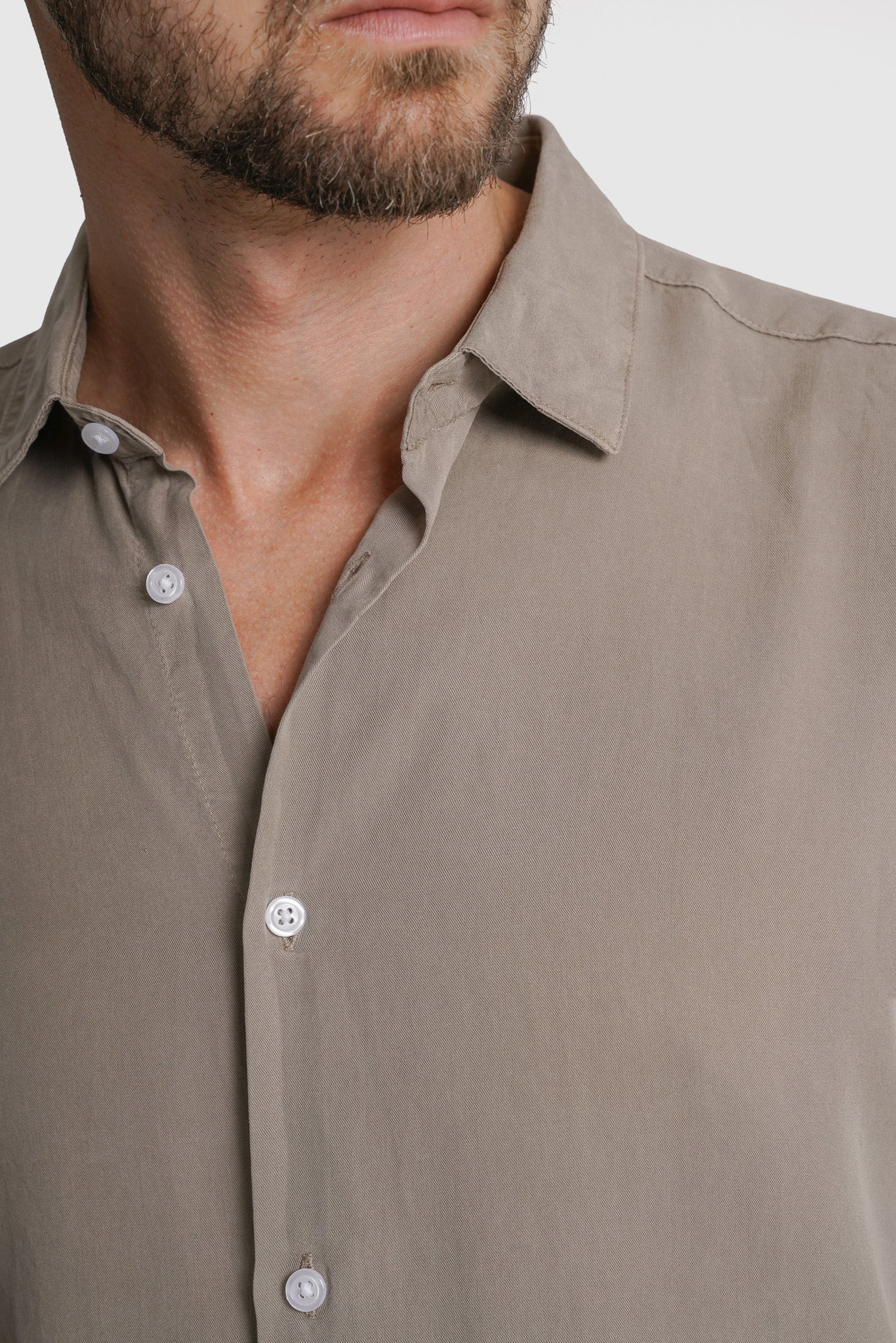 CAMISA TWILL TAILORED FIT BEGE LISA MARK BELLUCCI